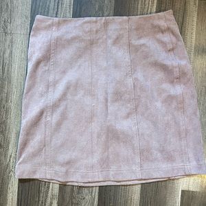 Mauve/lavender suede zipper back mini skirt